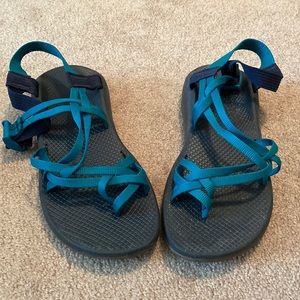 W’s 11 Chacos z/Cloud X2